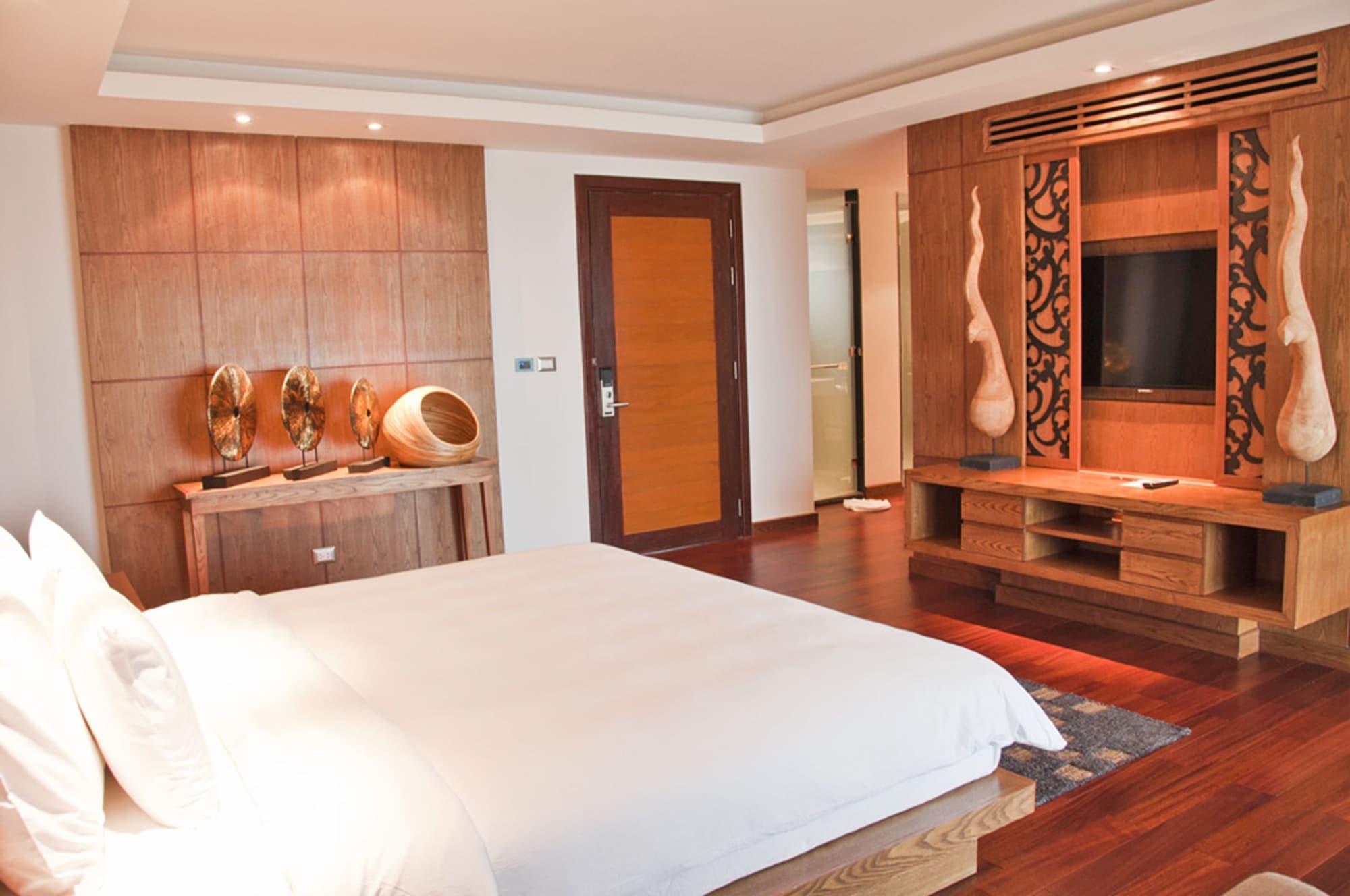 The Nchantra Pool Suite Phuket Koh Sirey 외부 사진